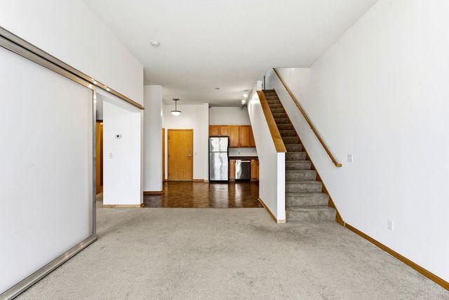 2650 University Avenue W 307, Saint Paul, MN 55114