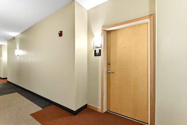2650 University Avenue W 307, Saint Paul, MN 55114