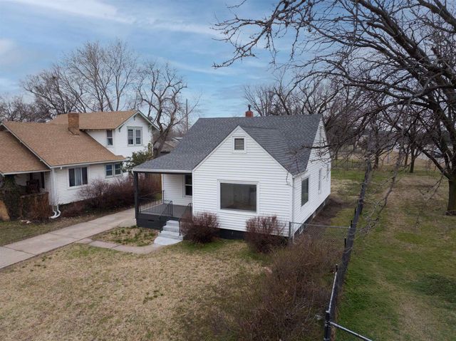 707 S Millwood Ave, Wichita, KS 67213
