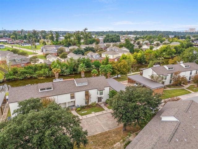 2342 Lake St Street, Lake Charles, LA 70601