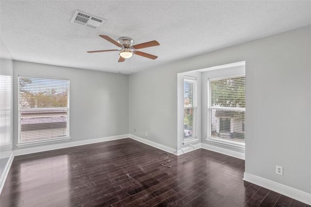 2342 Lake St Street, Lake Charles, LA 70601