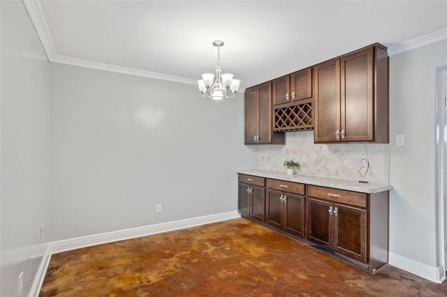 2342 Lake St Street, Lake Charles, LA 70601