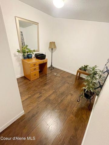 85 Walker Way, Sagle, ID 83860