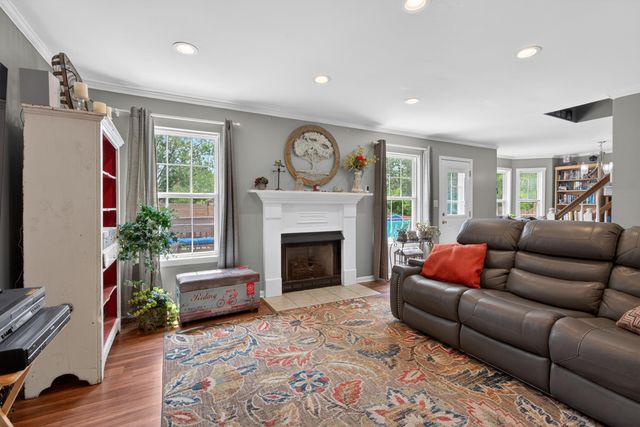 424 Southbrook Drive, Nicholasville, KY 40356
