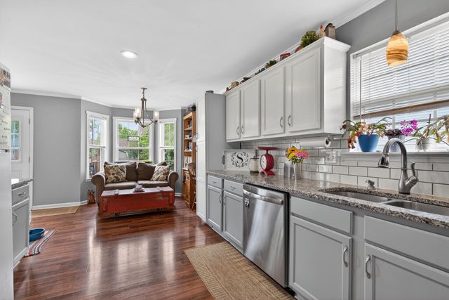 424 Southbrook Drive, Nicholasville, KY 40356