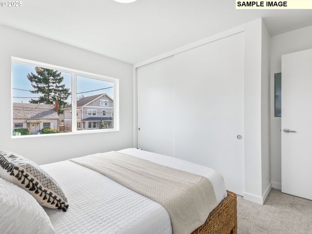 4090 Ne Prescott St C, Portland, OR 97211