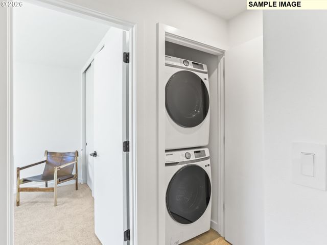 4090 Ne Prescott St C, Portland, OR 97211