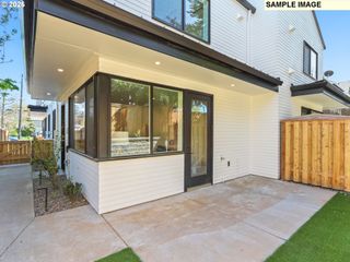 4090 Ne Prescott St C, Portland, OR 97211