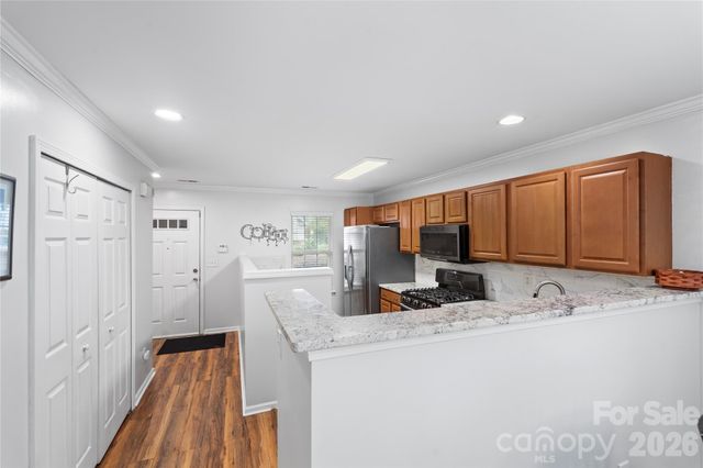 806 Rock Lake Glen, Fort Mill, SC 29715