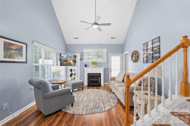 806 Rock Lake Glen, Fort Mill, SC 29715