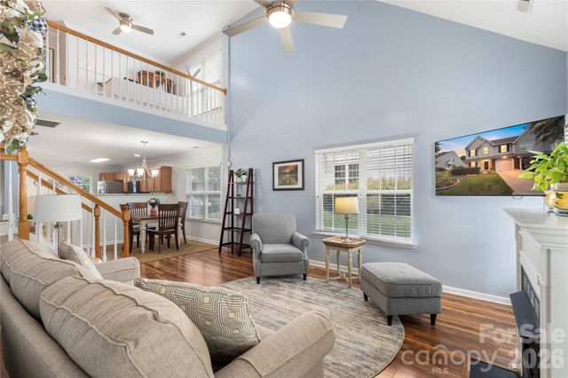 806 Rock Lake Glen, Fort Mill, SC 29715