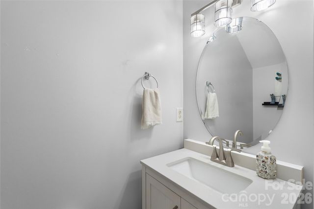806 Rock Lake Glen, Fort Mill, SC 29715