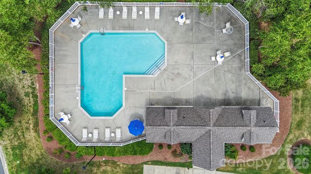 806 Rock Lake Glen, Fort Mill, SC 29715