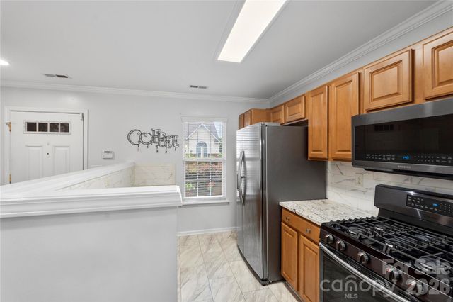 806 Rock Lake Glen, Fort Mill, SC 29715