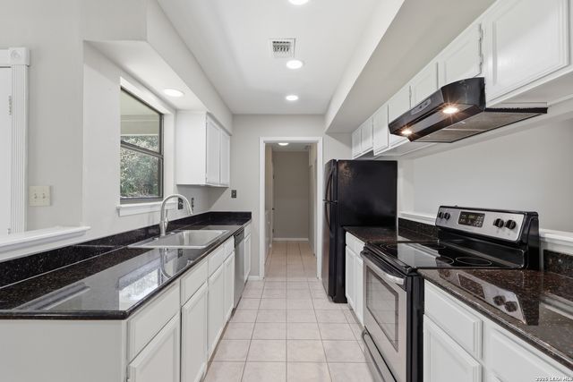 1377 LAURIE DR, Canyon Lake, TX 78133