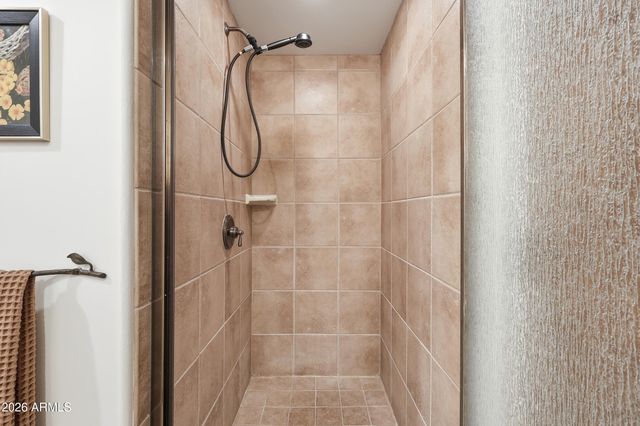 36601 N MULE TRAIN Road C33, Carefree, AZ 85377