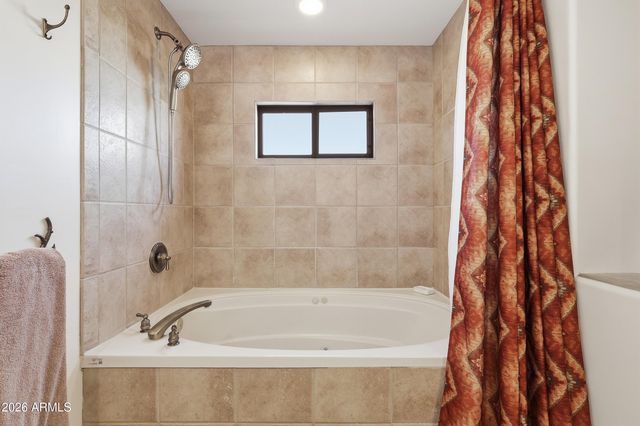 36601 N MULE TRAIN Road C33, Carefree, AZ 85377