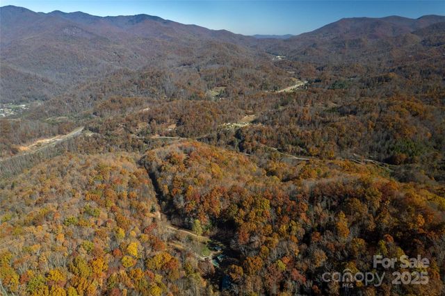 4 Copperhead Cove, Sylva, NC 28779