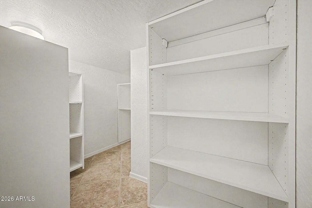 Image 15 of property listing at 1024 E FRYE Road 1065, Phoenix, AZ 85048