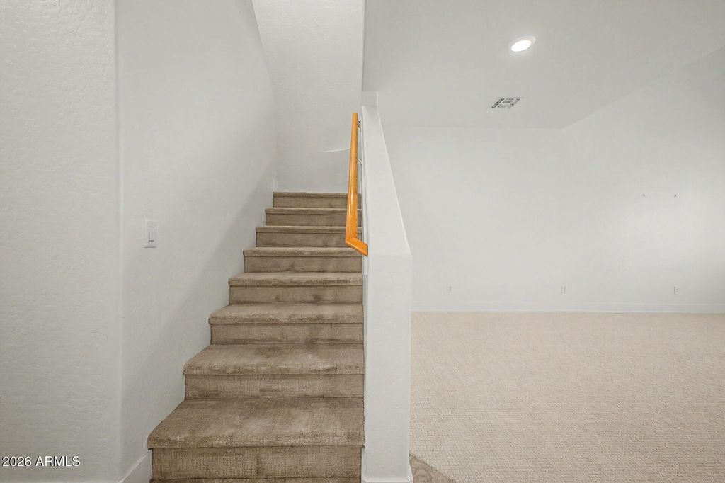 Image 17 of property listing at 1024 E FRYE Road 1065, Phoenix, AZ 85048