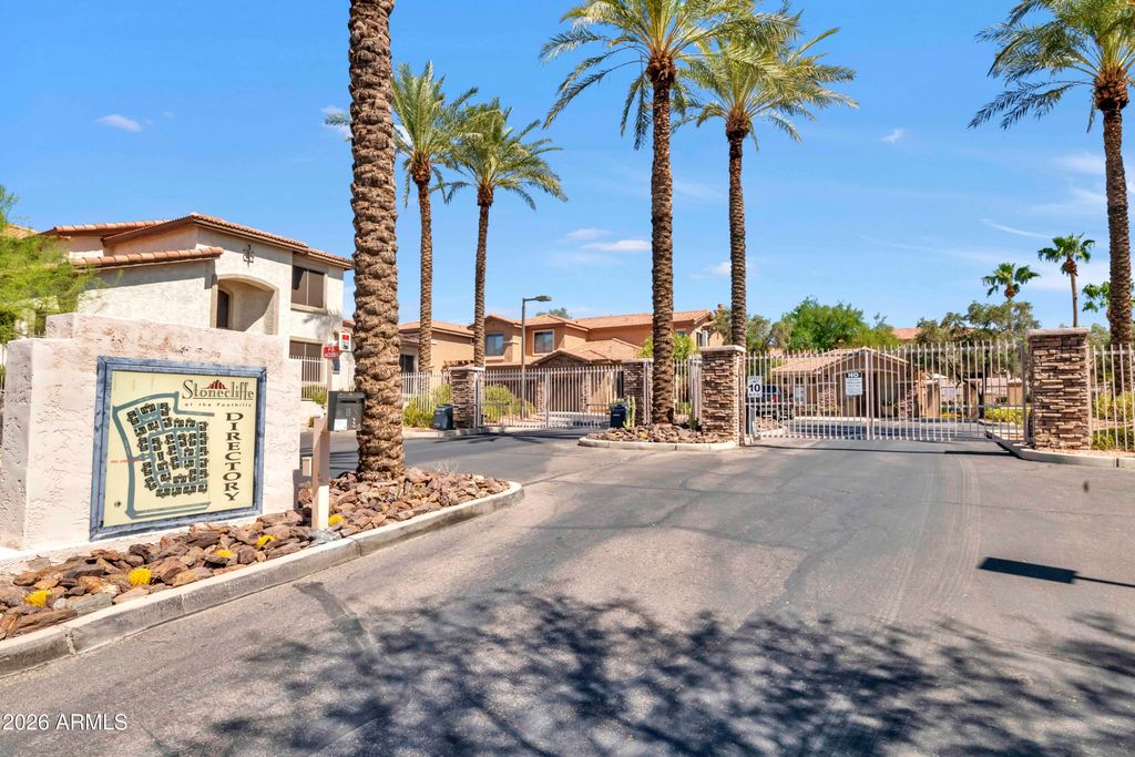 Image 36 of property listing at 1024 E FRYE Road 1065, Phoenix, AZ 85048