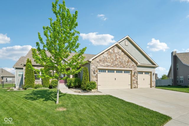 806 Foxglove Court, Lebanon, IN 46052
