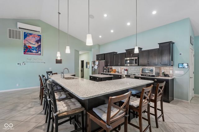 806 Foxglove Court, Lebanon, IN 46052