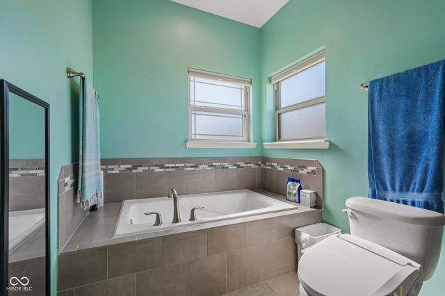 806 Foxglove Court, Lebanon, IN 46052