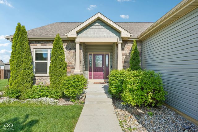 806 Foxglove Court, Lebanon, IN 46052