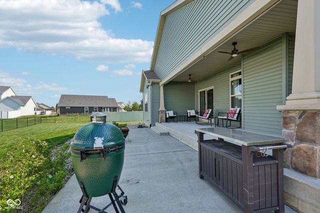 806 Foxglove Court, Lebanon, IN 46052