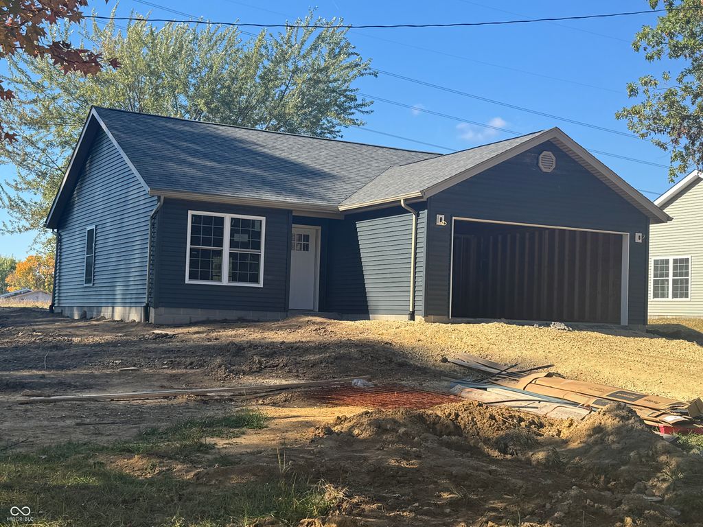 1428 N Mohican Trail, Greensburg, IN 47240