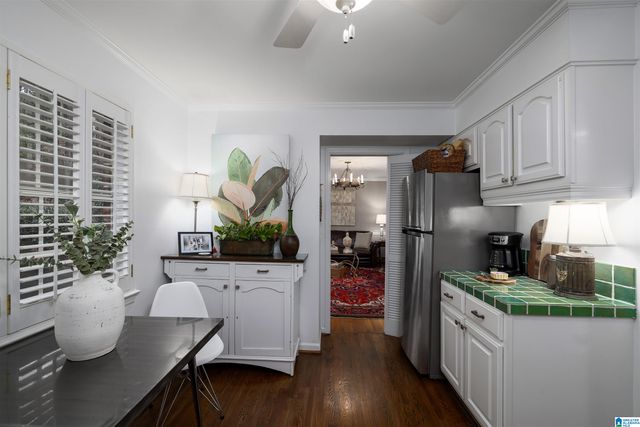 4328 Wilderness Rd, Mountain Brook, AL 35213