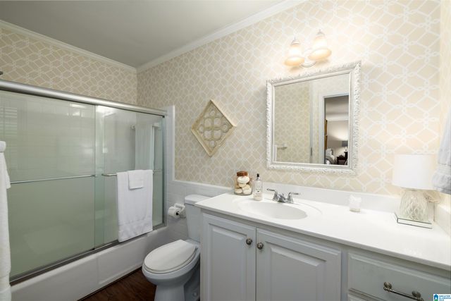 4328 Wilderness Rd, Mountain Brook, AL 35213