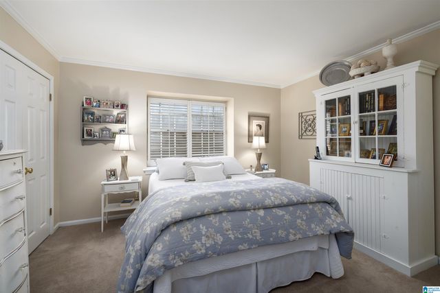 4328 Wilderness Rd, Mountain Brook, AL 35213