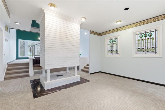 605 RIDGE RD N, Council Bluffs, IA 51503