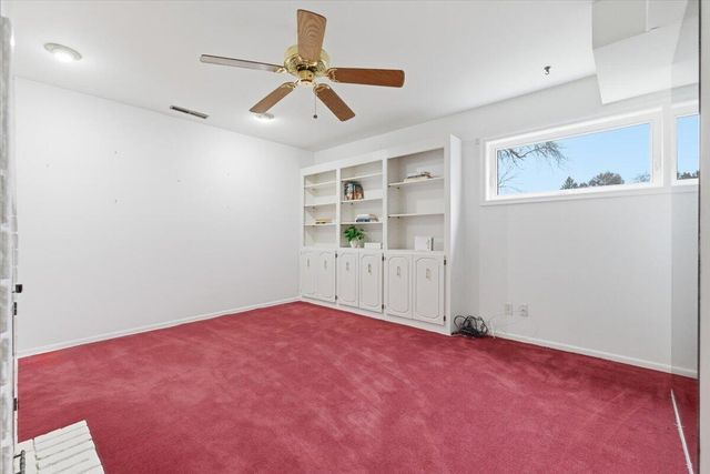 605 RIDGE RD N, Council Bluffs, IA 51503