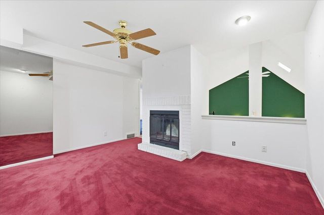 605 RIDGE RD N, Council Bluffs, IA 51503