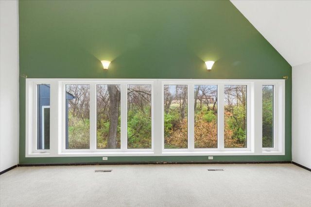 605 RIDGE RD N, Council Bluffs, IA 51503