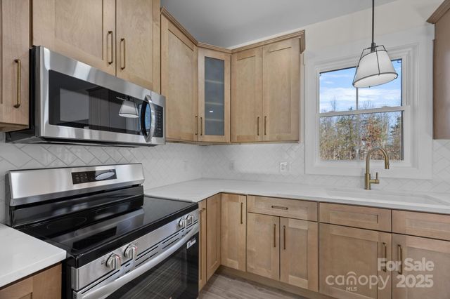 95 Lexxi Lane 3, Tryon, NC 28782