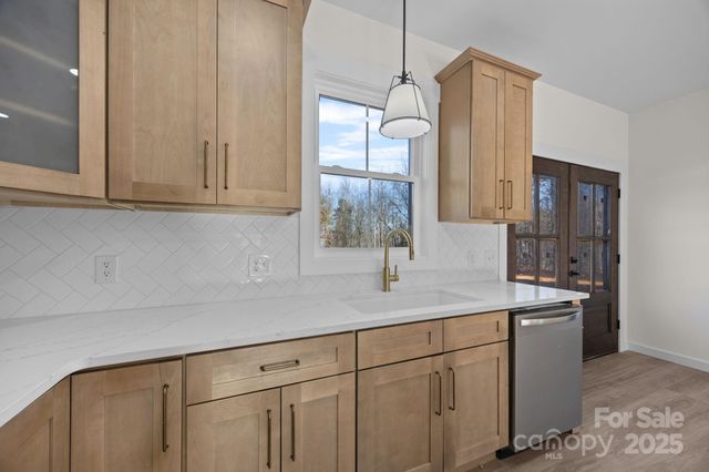 95 Lexxi Lane 3, Tryon, NC 28782