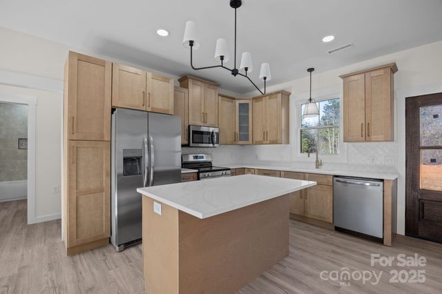 95 Lexxi Lane 3, Tryon, NC 28782