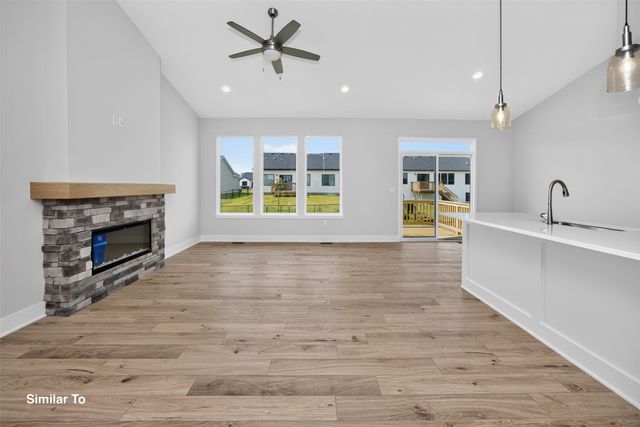 1590 Werthman Drive, Waukee, IA 50263