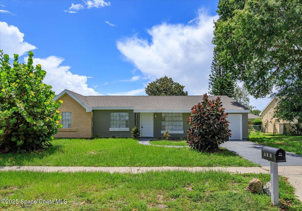 940 Hampshire Avenue NE, Palm Bay, FL 32905