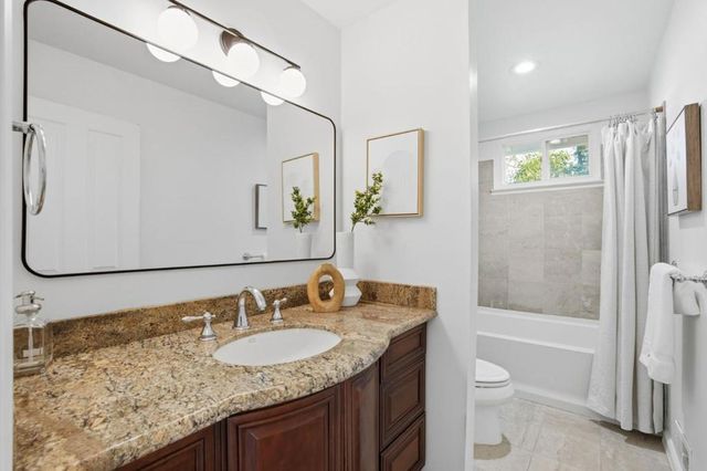 915 Crestview Drive, San Carlos, CA 94070