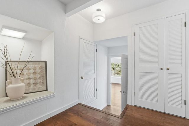 915 Crestview Drive, San Carlos, CA 94070