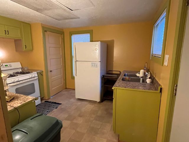 512 Austin Avenue, Albion, MI 49224