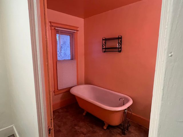 512 Austin Avenue, Albion, MI 49224