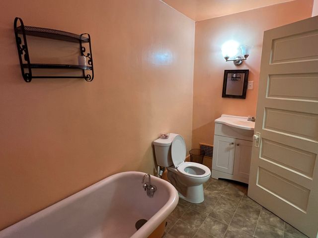 512 Austin Avenue, Albion, MI 49224