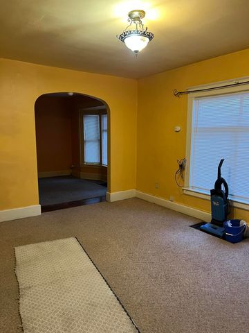 512 Austin Avenue, Albion, MI 49224