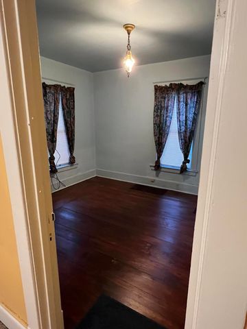 512 Austin Avenue, Albion, MI 49224